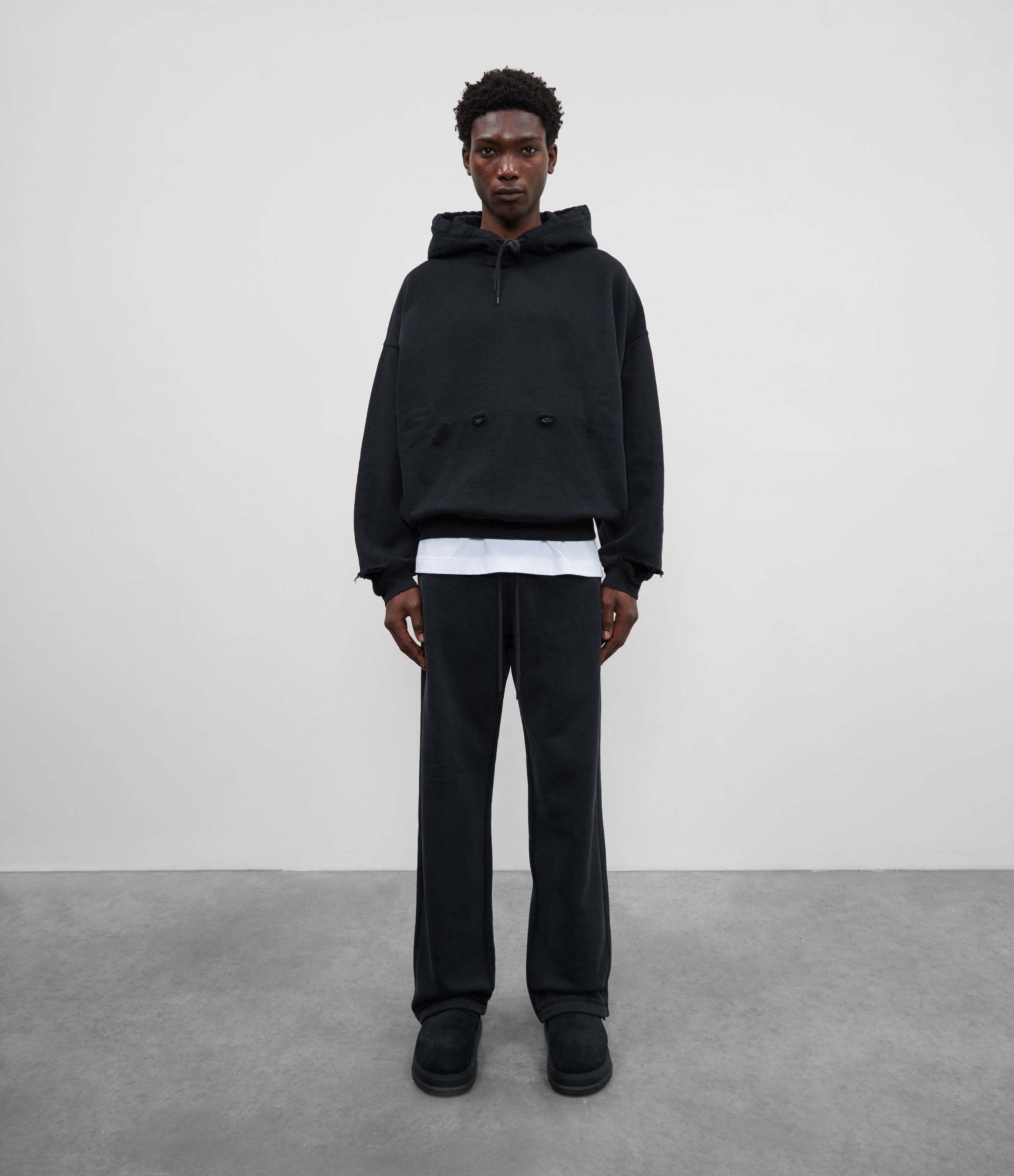POCKET FADE HOODIE - VINTAGE BLACK