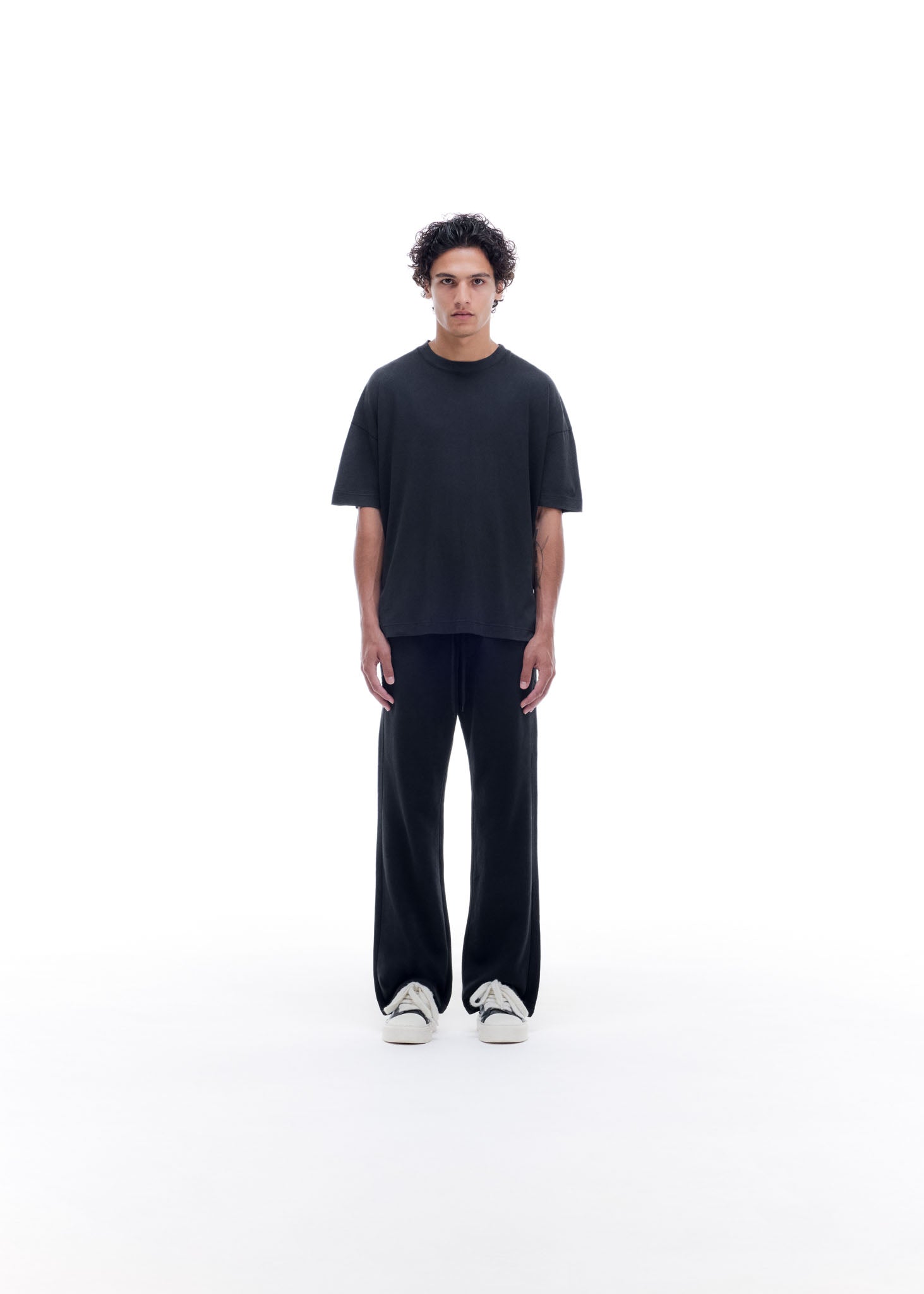 DISTRESSED LIGHTWEIGHT T-SHIRT - VINTAGE BLACK